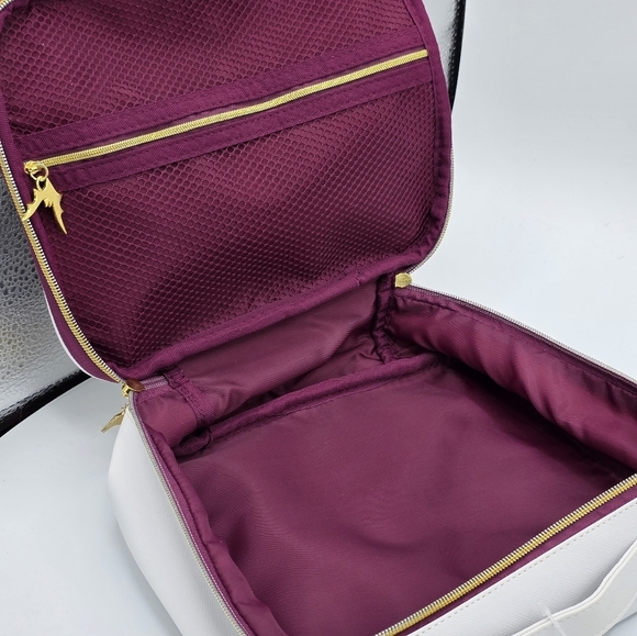 Wet n Wild x Nightmare Before Christmas White Yellow Purple Makeup Bag - Picture 6 of 7